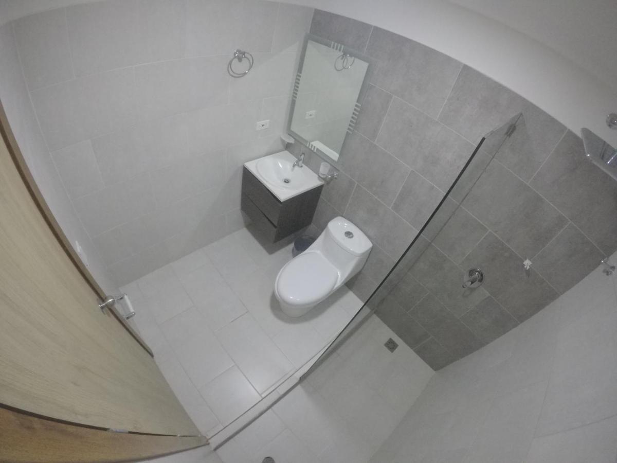 Apartamentos Amoblados Laureles Estadio Medellin Casa Margarita Dış mekan fotoğraf