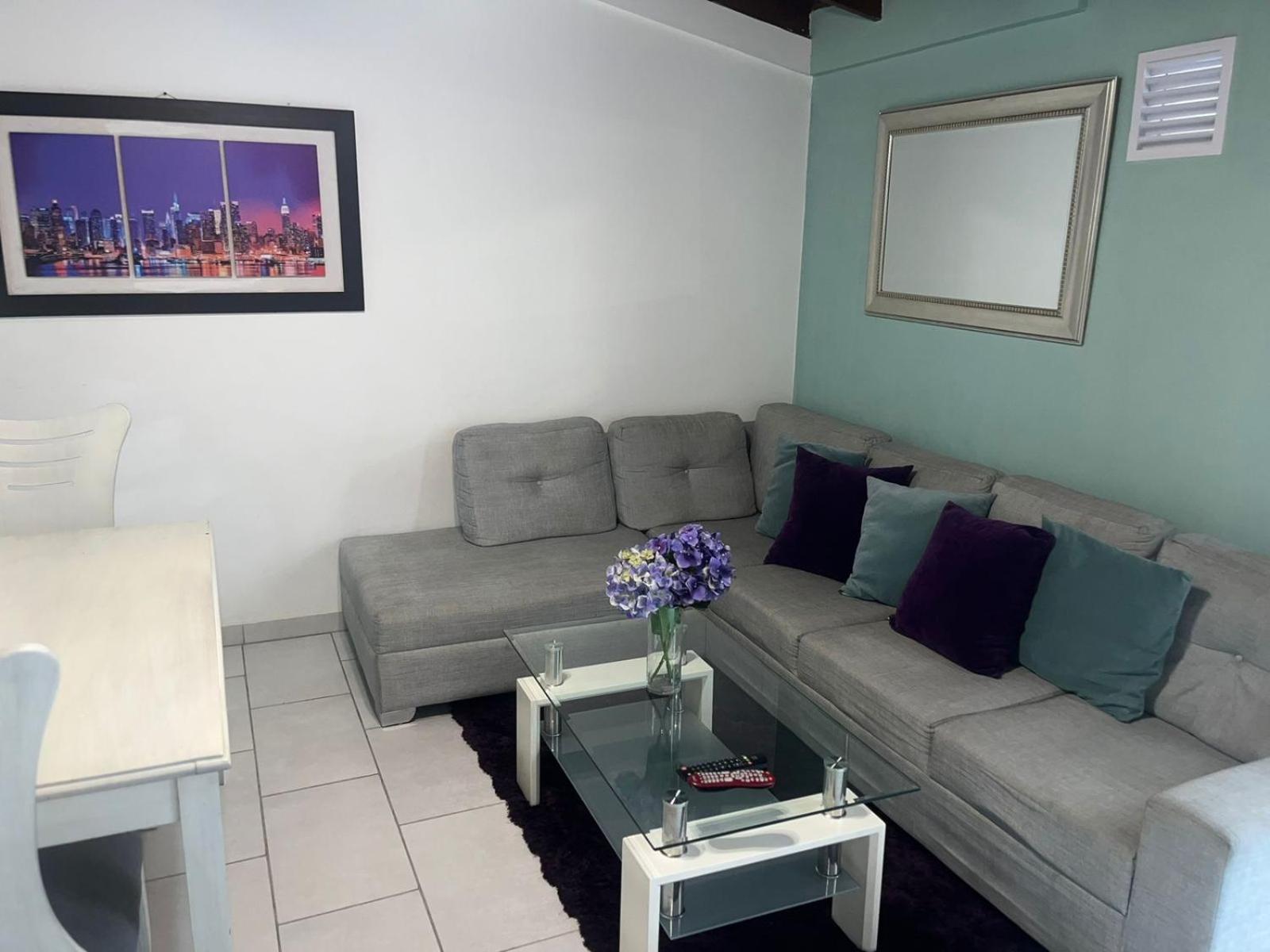 Apartamentos Amoblados Laureles Estadio Medellin Casa Margarita Dış mekan fotoğraf